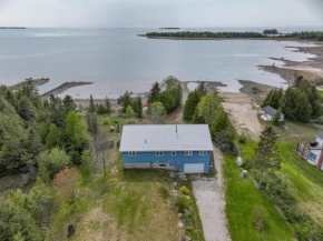 Lakeside Cottage Retreat In Exclusive Howdenvale